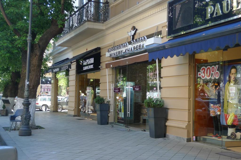 Helen'S House Apartment Batumi Ngoại thất bức ảnh