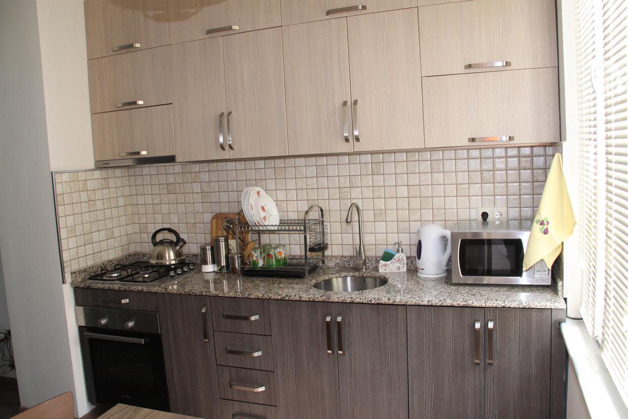 Helen'S House Apartment Batumi Ngoại thất bức ảnh