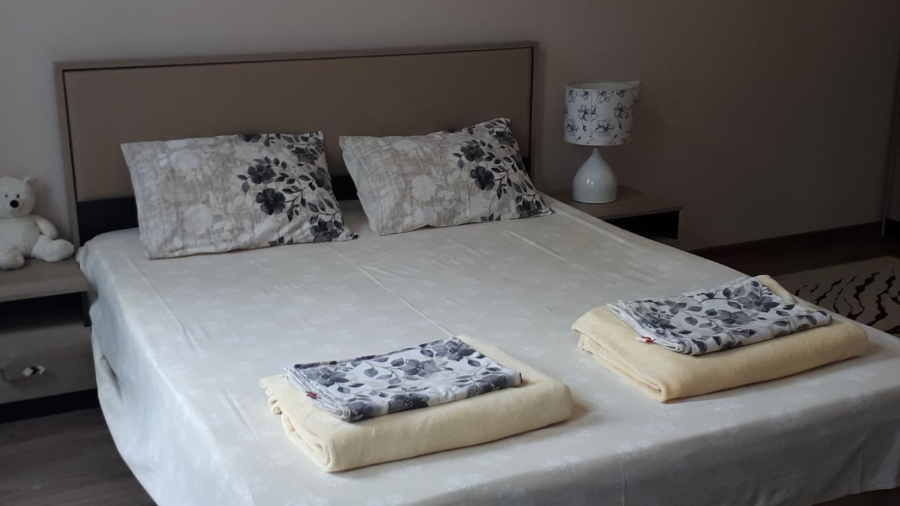 Helen'S House Apartment Batumi Ngoại thất bức ảnh